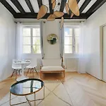 Authentic studio - 2P - Hôtel de Ville
