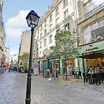 Authentic studio - 2P - Hôtel de Ville