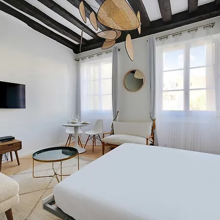 Apartment Authentic - 2p - De Paris